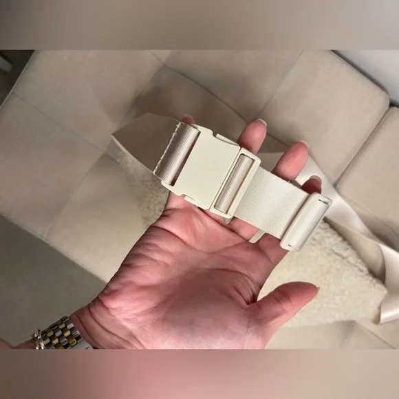 Women’s Wilo the Label cream sherpa belt bag - Picture 6 of 6